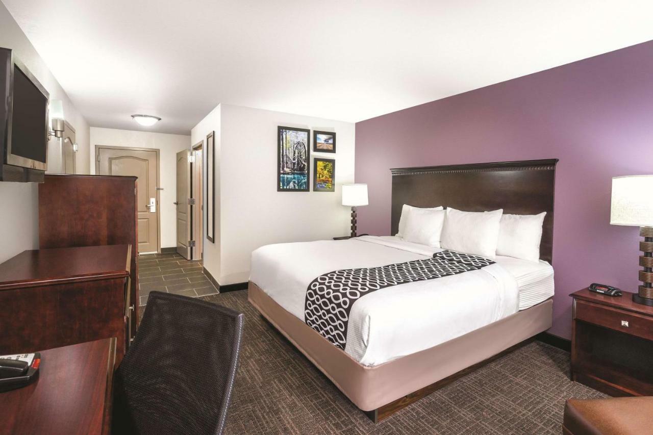 King Room - Mobility Access/Non-Smoking,1282661452:JPEG